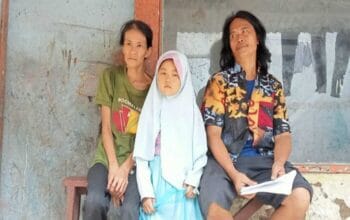 Perjuangan Siti Julaeha Pemulung di Sukabumi, Terhimpit Ekonomi Rela Putus Sekolah Demi Bantu Ibunya Sakit