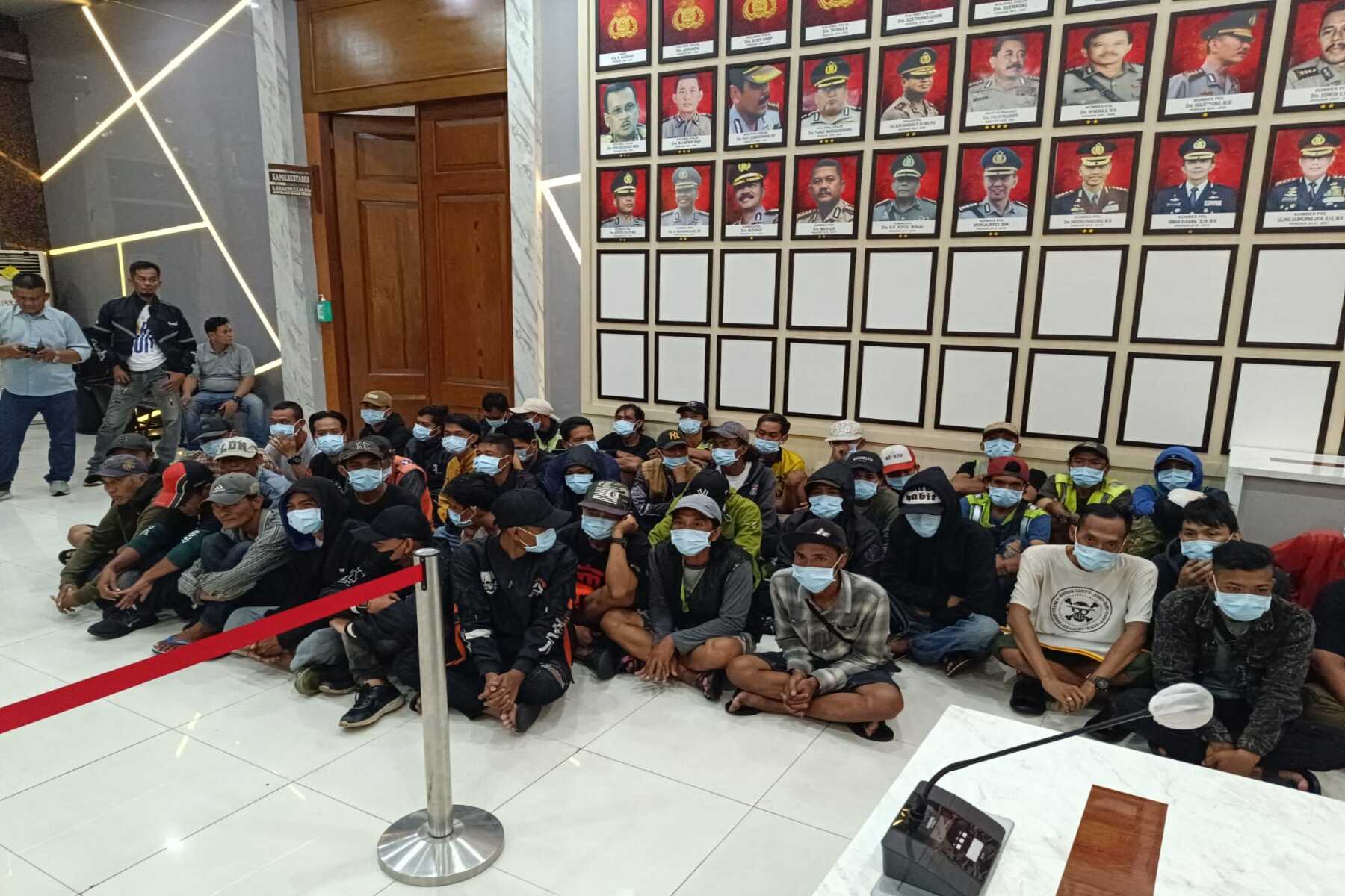 Polrestabes Bandung Tangkap 75 Preman