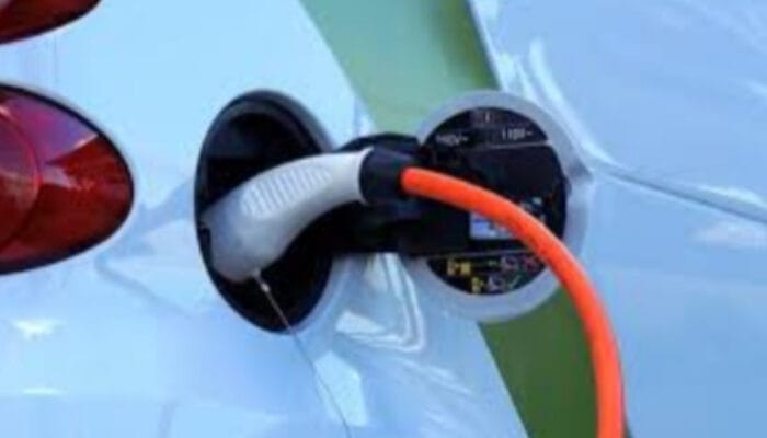 Tips Jitu Menambah Jarak Tempuh Mobil Listrik