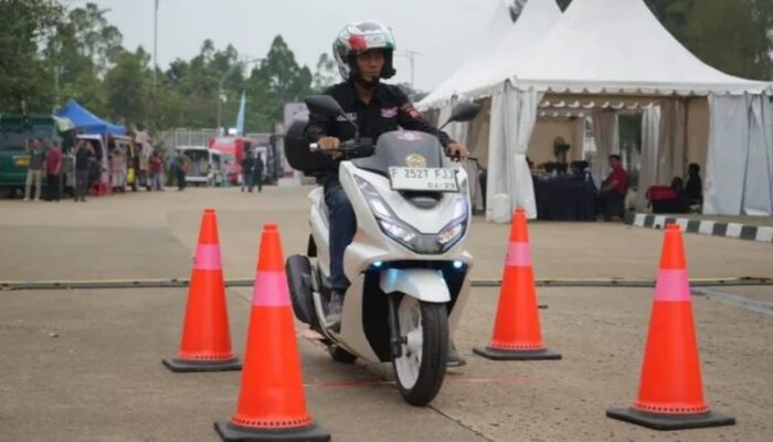 Biker Safety Riding Polres Bogor, Edukasi Keselamatan Berlalu Lintas Pada Masyarakat di Kabogorfest 2025