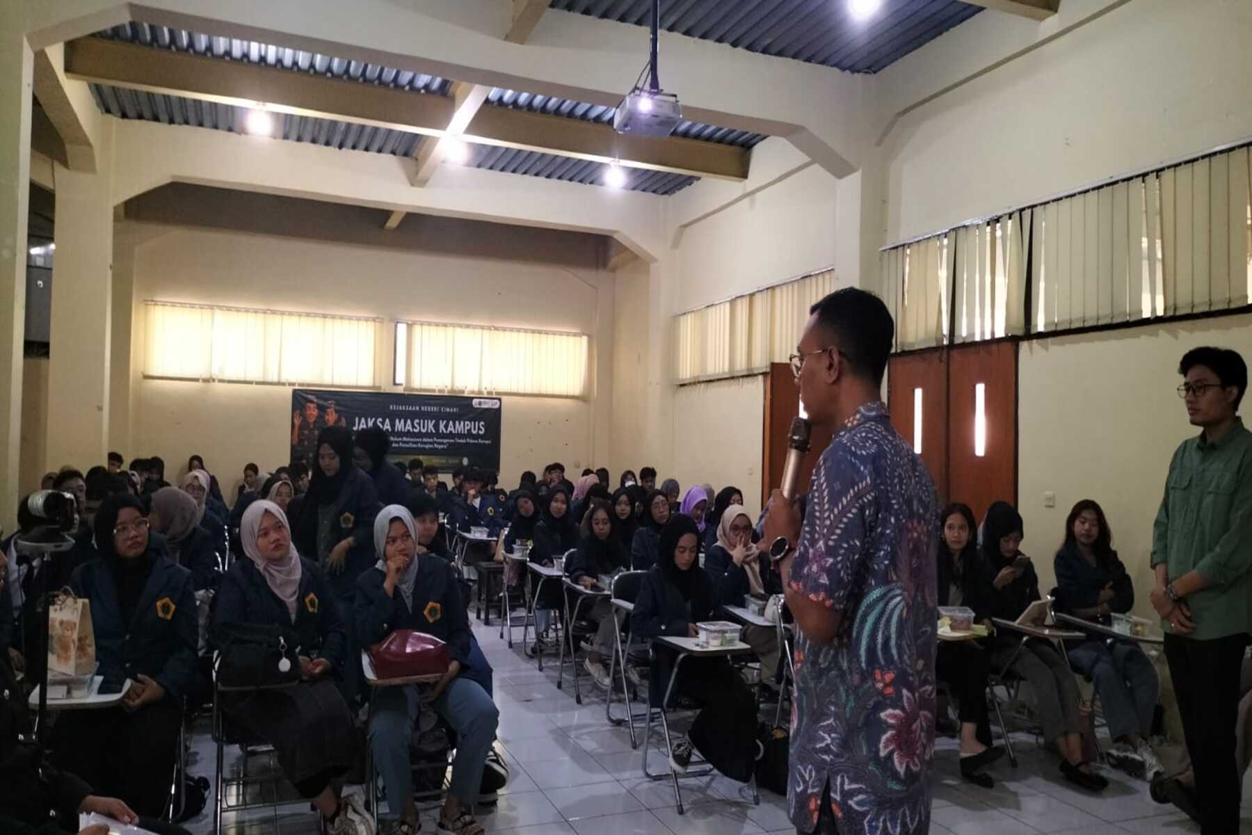 Jaksa Masuk Kampus, Kejari Cimahi Gandeng Poltek TEDC Bandung