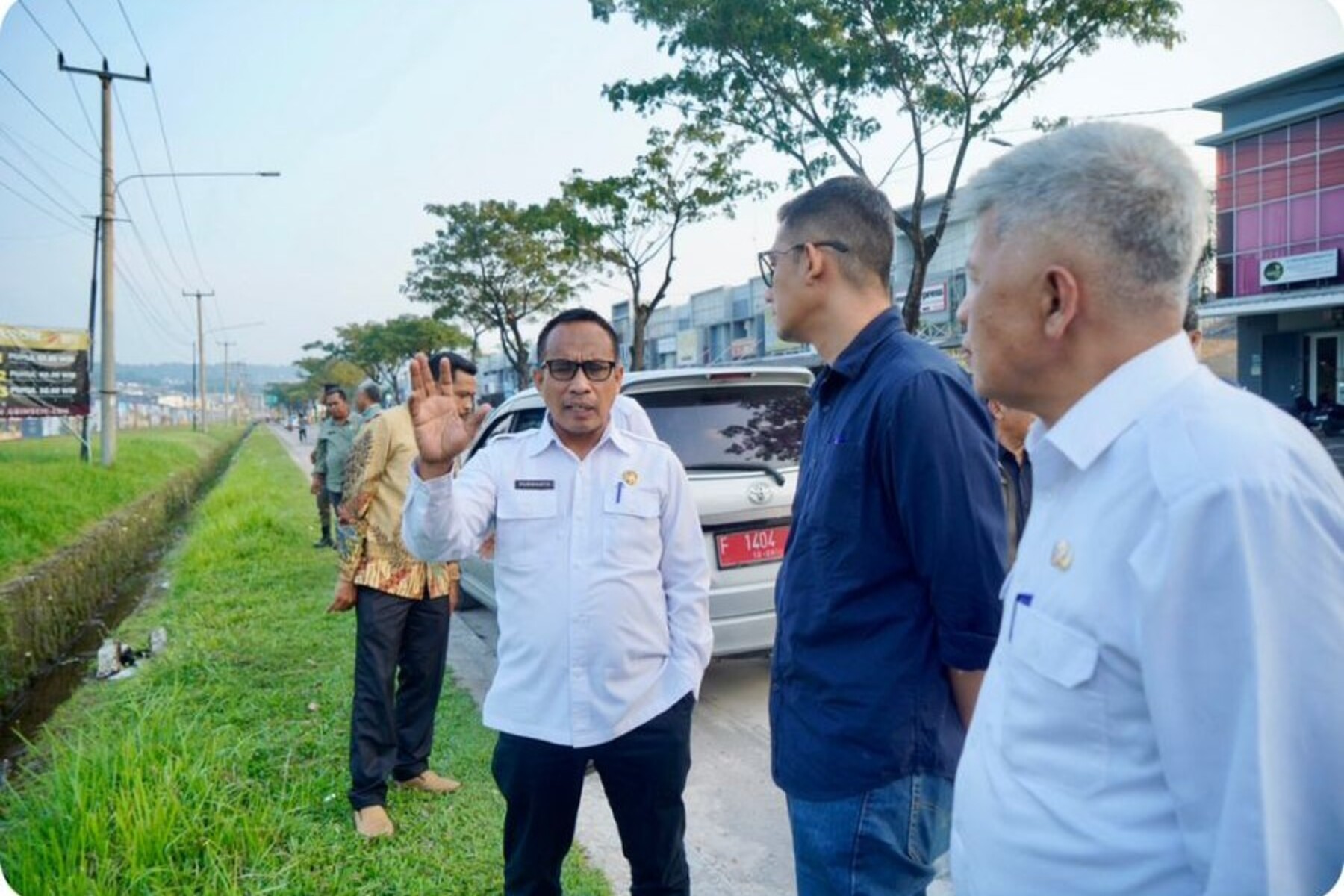 Kadisdik Jabar Tinjau Rencana Pembangunan SMAN 3 Jonggol