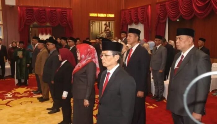Lantik 13 Pejabat Tinggi Pratama, Bupati Bogor Ingatkan Pejabat Adalah Pelayan Masyarakat