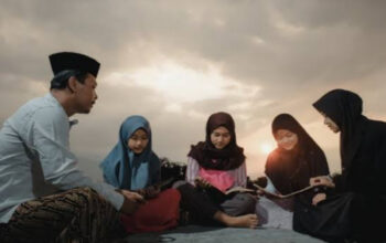Meneladani Akhlak Rasulullah dalam Kehidupan Sehari-hari