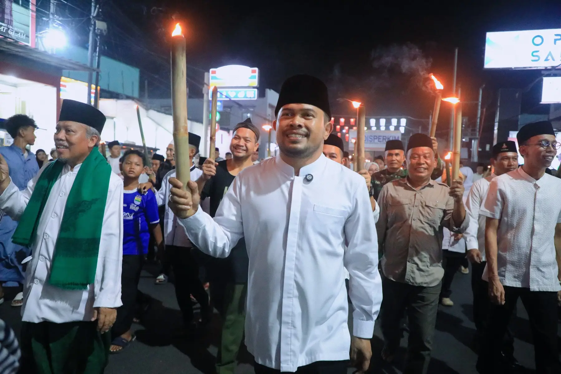 Pawai Obor Jadi Simbol Nasionalisme di Purwakarta