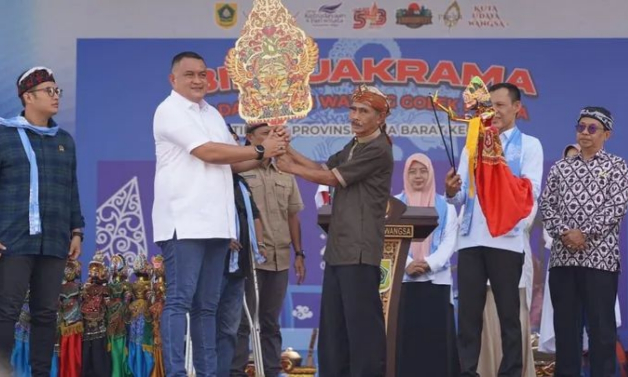 Pemkab Bogor Gelar Binojakrama Padalangan Wayang Golek Purwa di Kabogorfest 2025