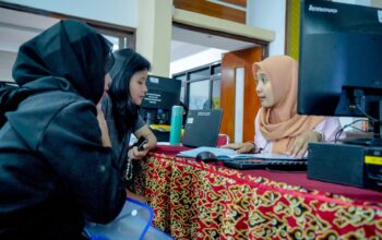 Pendaftaran SPMB Jabar Hari Pertama Diserbu