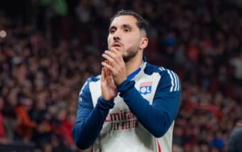 Rayan Cherki Beri Sinyal Kepindahan ke Manchester City