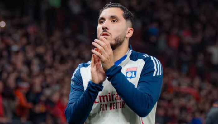 Rayan Cherki Beri Sinyal Kepindahan ke Manchester City