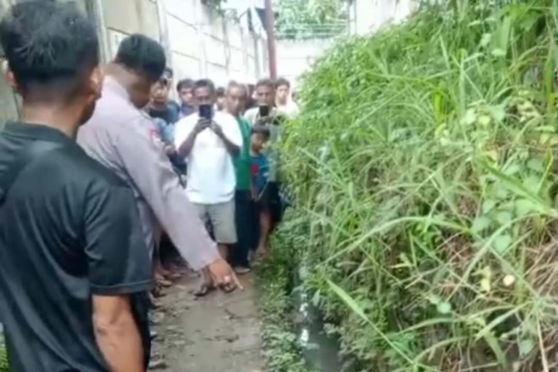 Seorang Pria di Cianjur Ditemukan Tewas di Selokan