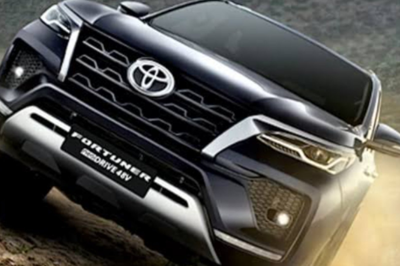 Toyota Fortuner Hybrid dengan Legender Neo Drive 48V
