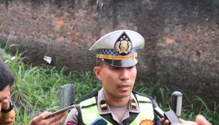 Truk Tangki Masuk Jurang di Cianjur, 3 Tewas, 8 Luka