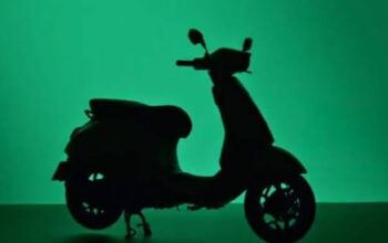 Vespa Sprint Tech Hadir Rayakan 79 Tahun Vespa dengan Layar TFT 5 Inci