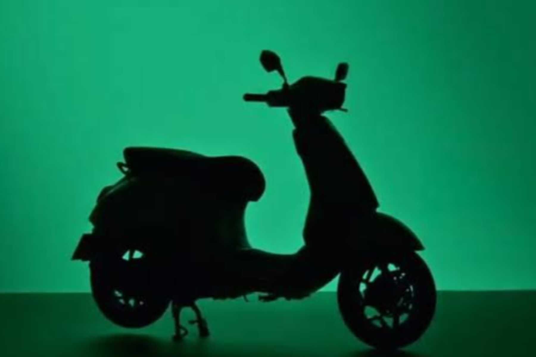 Vespa Sprint Tech Hadir Rayakan 79 Tahun Vespa dengan Layar TFT 5 Inci