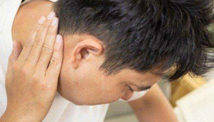 Atasi Sakit Kepala Belakang Kiri Bawah