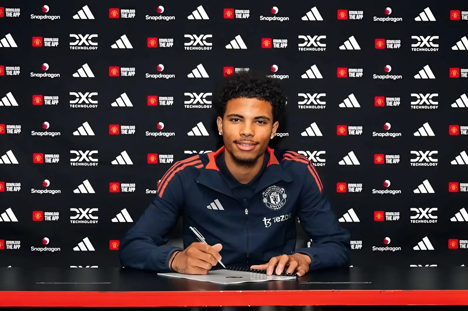 Ethan Williams Bikin Heboh! Bintang Muda MU Bersinar di Cheltenham