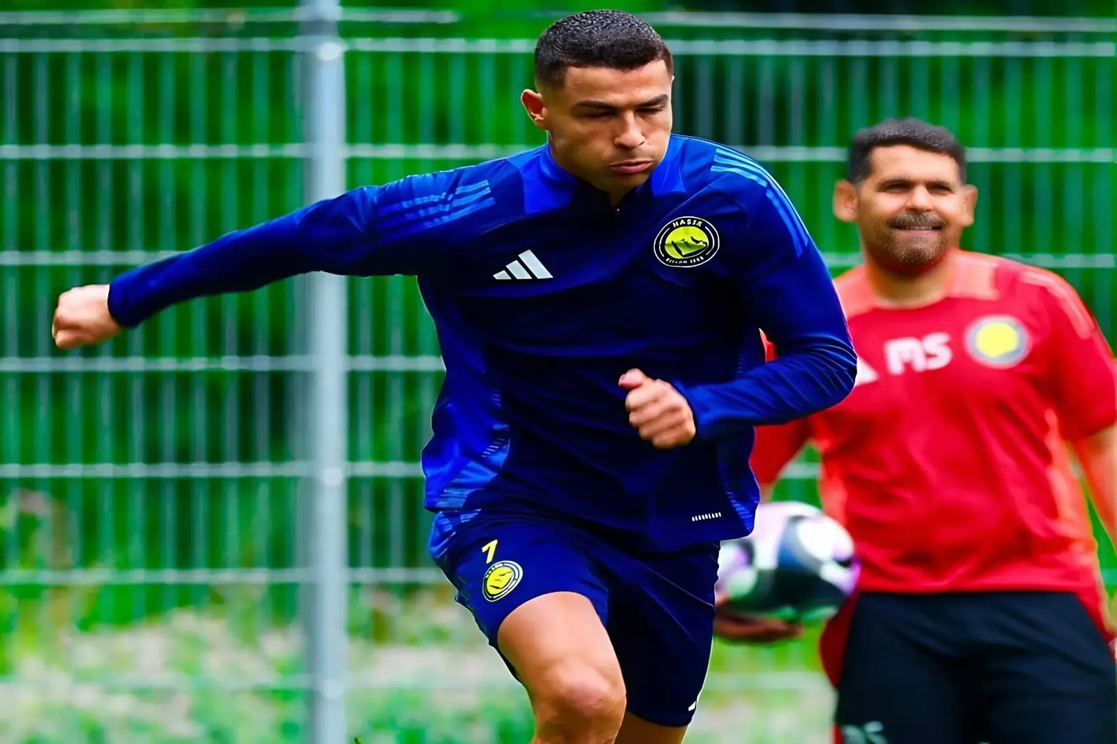 Gila! Ronaldo Teken Kontrak Rp10 Triliun, Siap Pecahkan Rekor 1.000 Gol