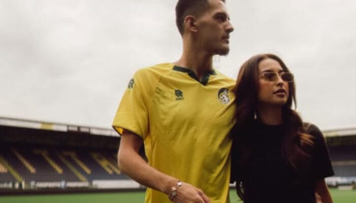 Jennifer Coppen dan Justin Hubner: Cinta Baru yang Mencuri Perhatian di Pinggir Lapangan