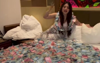 Nathalie Holscher Pamer Uang Saweran di Palangka Raya