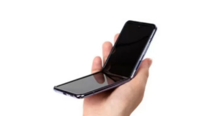 Pertarungan Sengit! Persaingan Ponsel Lipat di Dunia Smartphone Makin Panas