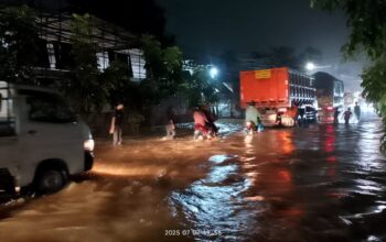 Ruas Jl. Tlajung Udik Kabupaten Bogor Selalu Banjir, Masyarakat Sentil Pemerintah 'Pejabat Tutup Mata'