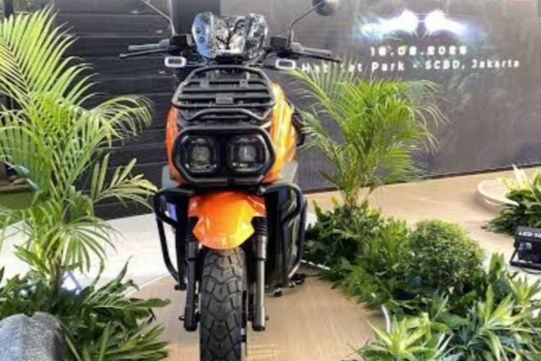 Tyranno Motor Listrik Petualang Pertama di Indonesia