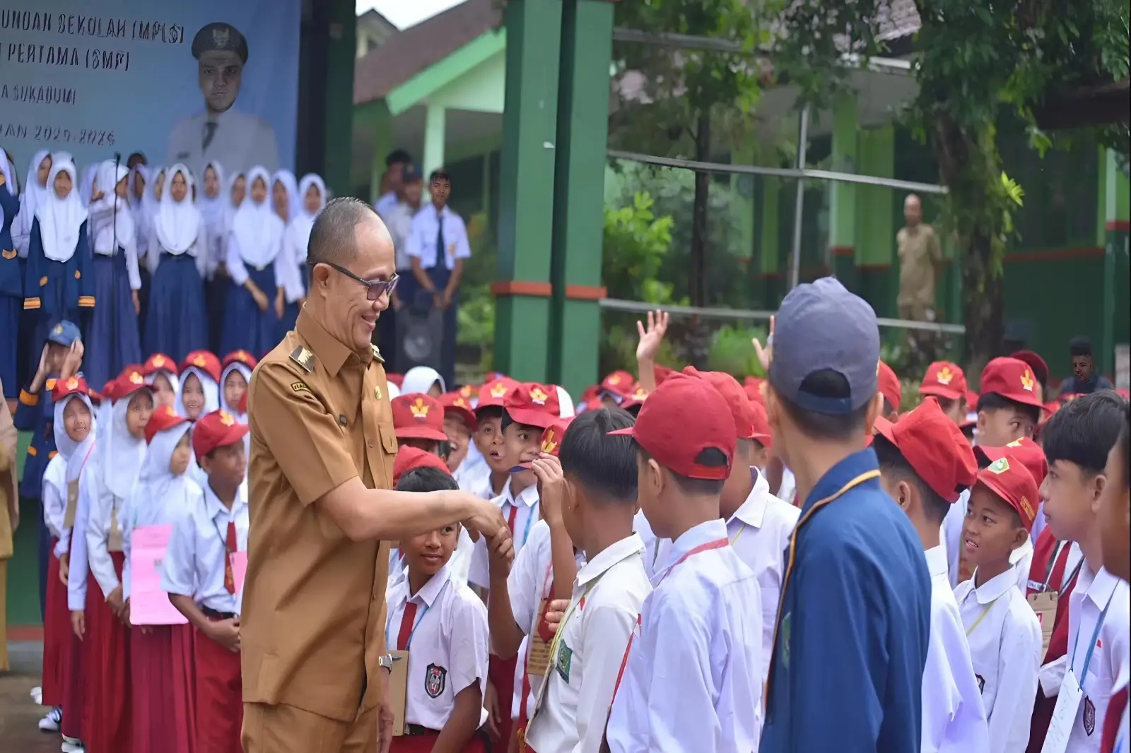 Wali Kota Sukabumi Buka MPLS 2025