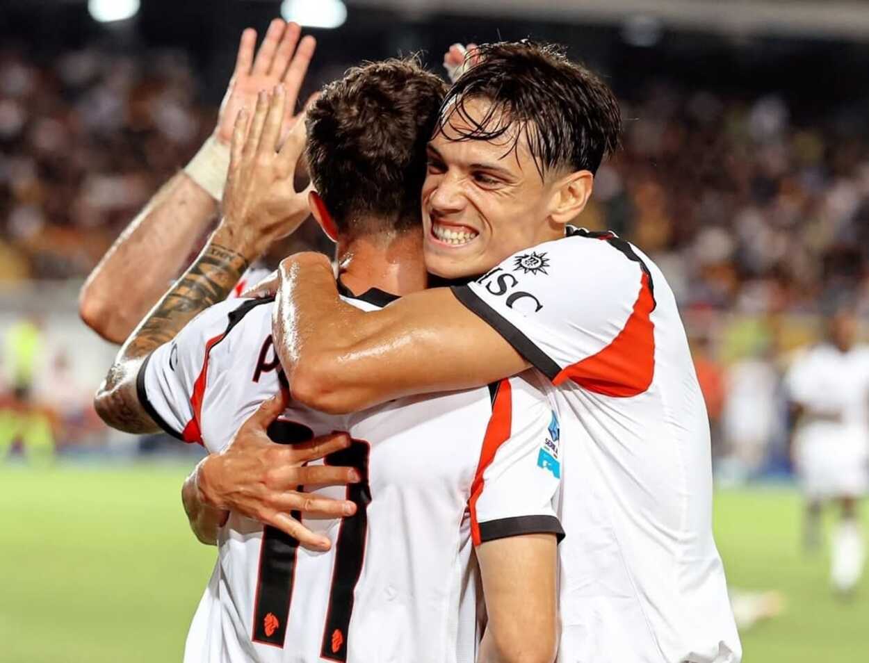 AC Milan Raih Kemenangan Perdana, Bungkam Lecce 2-0