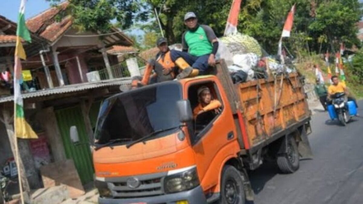 Dinas Lingkungak Hidup Purwakarta Perlu Tmabahan Baru Armada Pengangkut Sampah
