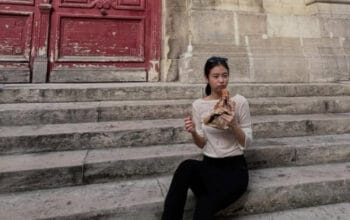 Jennie BLACKPINK Pamer Wajah Tanpa Makeup di Paris, Netizen Kagum dengan Pesona Alaminya