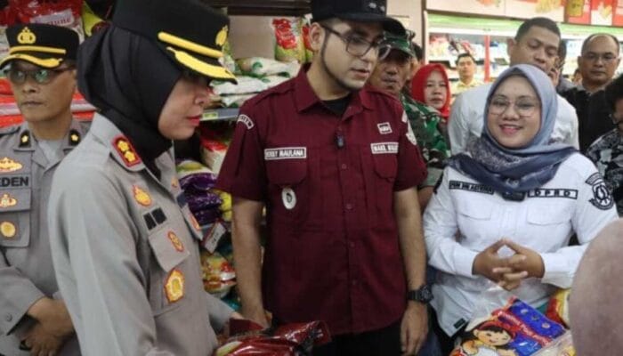 Kapolres Sukabumi Kota Sidak Bapokting ke Pasar & Minimarket, Hasilnya?