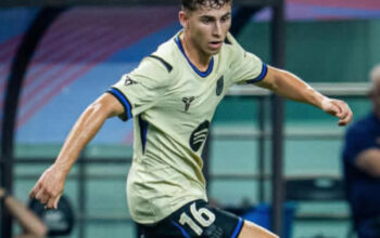 MU Ajukan Tawaran untuk Gelandang Barcelona Fermin Lopez