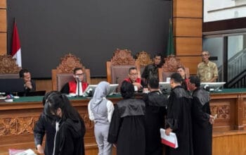 Main Mata dengan Jaksa dan Hakim? Reza Gladys: Saya Enggak Tahu