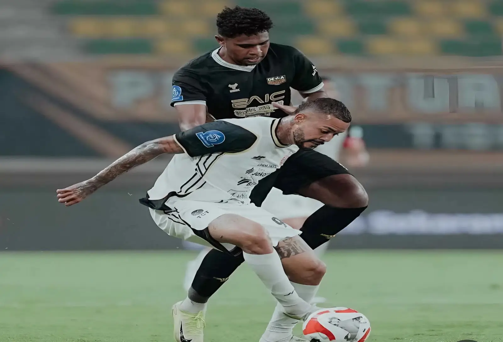 Persija Libas Dewa United 3-1, Tempel Ketat Puncak Klasemen