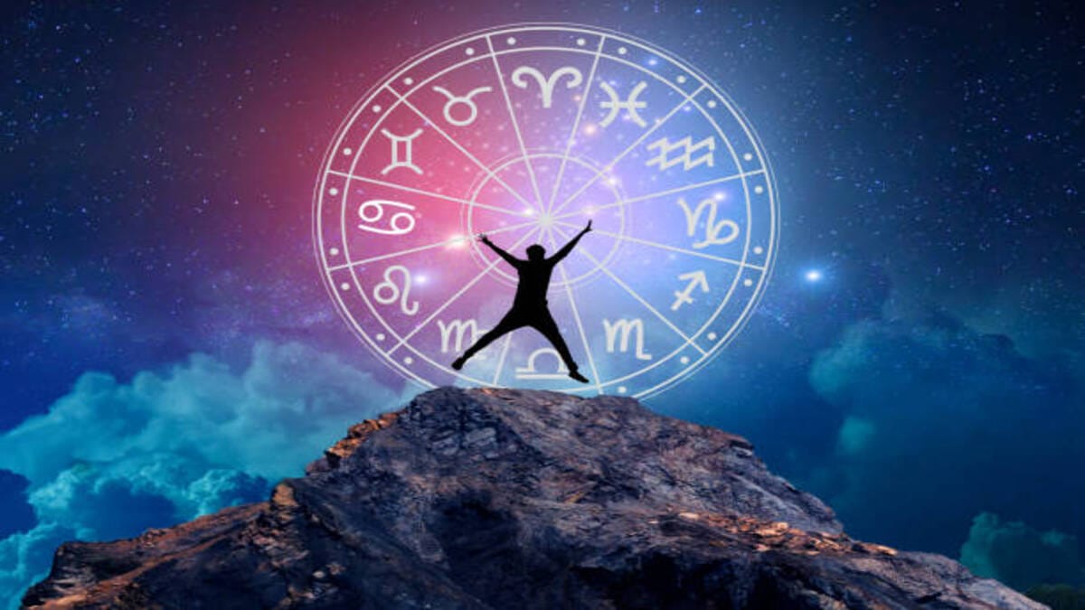Ramalan Zodiak 12 Agustus 2025 Cinta, Uang, dan Keberuntungan Tiba di Puncak