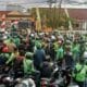 Ratusan Ojol Sukabumi Raya Sambangi Mapolres Sukabumi Kota, Usut Tuntas Pelaku Penggilas Ojol Hingga Tewas