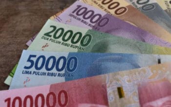 Rupiah Menutup Perdagangan 31 Juli 2025 di Level Rp16.456 per Dolar AS