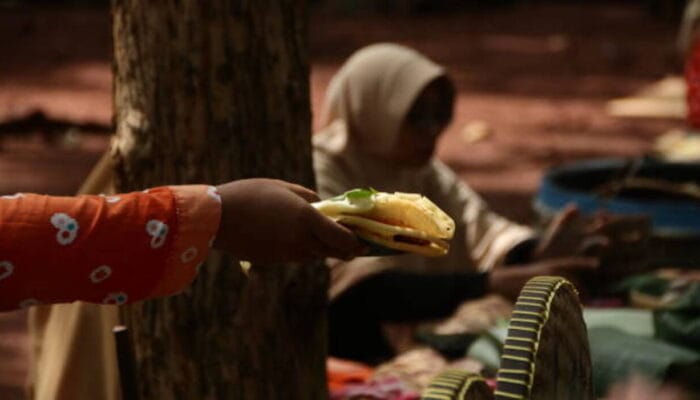 Sedekah Subuh: Doa Malaikat, Pintu Rezeki, dan Tren Digital