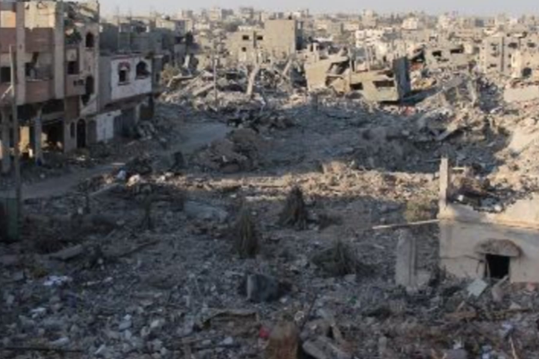 Serangan Israel di RS Nasser Tewaskan Jurnalis Reuters dan Puluhan Warga