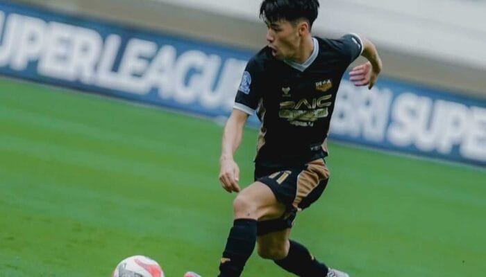 Dewa United Bantai PSBS Biak, Lilipaly Cs Pesta Gol