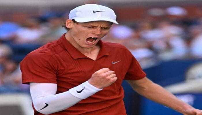 Jannik Sinner Pecahkan Rekor! Raih Puncak Karier di Usia 23 Tahun
