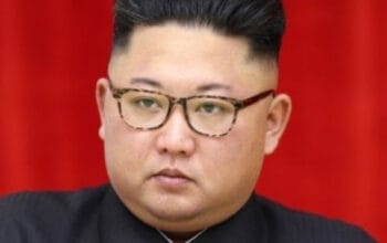 Kim Jong Un Bawa Putrinya ke Parade Beijing, Isyarat Penerus?