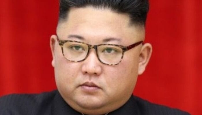 Kim Jong Un Bawa Putrinya ke Parade Beijing, Isyarat Penerus?