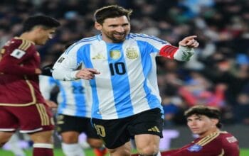 Lionel Messi Bersinar, Argentina Hantam Venezuela 3–0