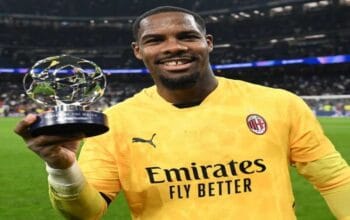 Mike Maignan Jadi Sorotan: Cedera Kepala hingga Rumor Transfer ke Chelsea