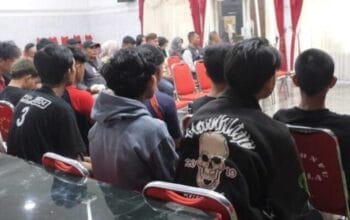 Polisi Serahkan 12 Peserta Aksi Unjukrasa Positif Narkoba ke BNNK Sukabumi