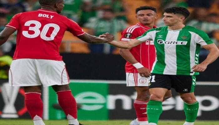 Real Betis Gagalkan Kemenangan Forest di Menit Akhir