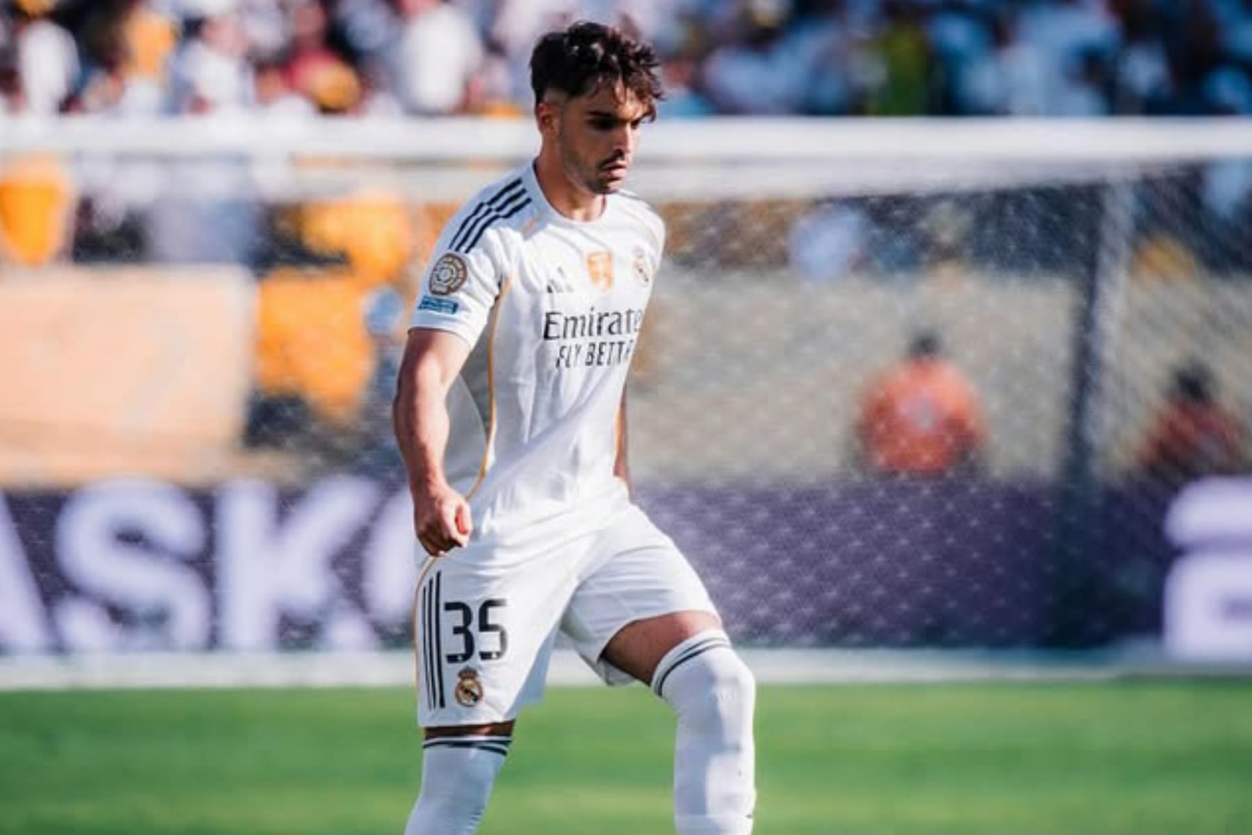 Real Madrid Tegaskan Raul Asencio Tidak Akan Dilepas