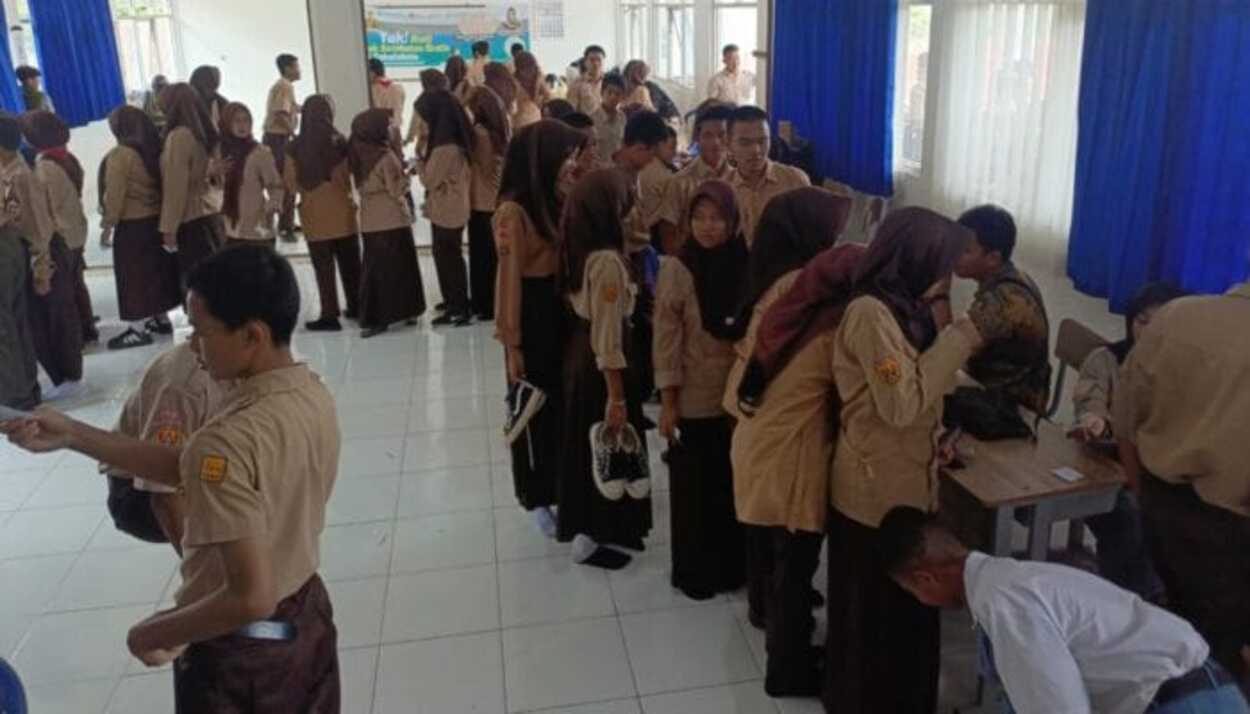 Sambut HJKS ke-155 Tahun, PK KNPI Bersama Pelajar SMKN 1 Gunungguruh Gelar Donor Darah & Cek Kesehatan Gratis