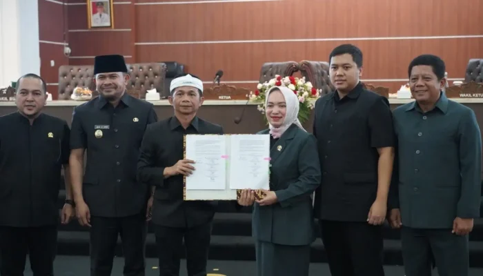 DPRD dan Bupati Kabupaten Purwakarta Teken KUA-PPAS 2026, Anggaran 2,4 T
